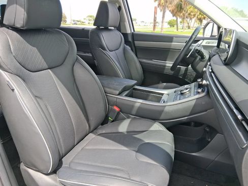 Used 2024 Hyundai Palisade SEL AWD/4WD image 16