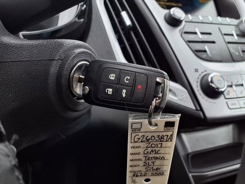 Used 2017 GMC Terrain SLT w/ Open Road Package image 20