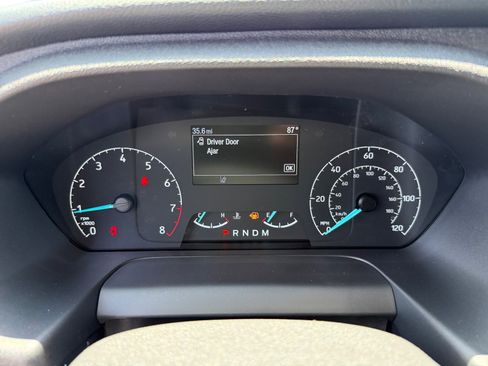 New 2025 Ford Transit 250 148 Medium Roof image 11