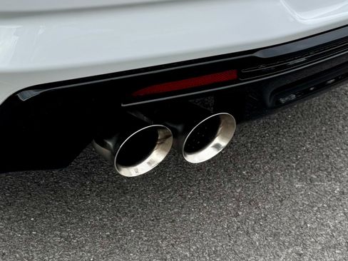 Used 2022 Chevrolet Camaro ZL1 image 76