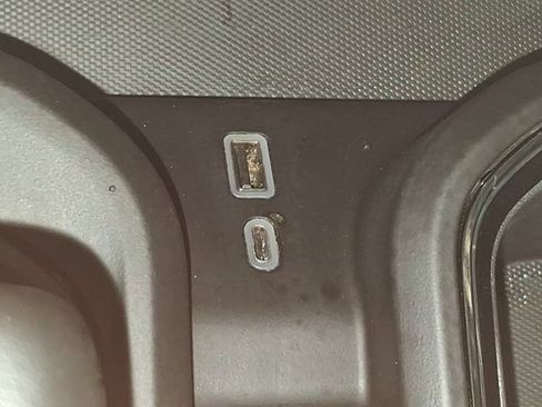 Used 2024 GMC Sierra 1500 AT4X AWD/4WD image 7