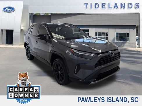 Used 2022 Toyota RAV4 XSE AWD/4WD image 1