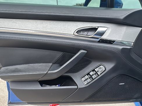 Used 2015 Porsche Panamera GTS image 12