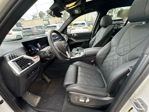 Certified 2024 BMW X5 xDrive40i w/ Executive Package image 11