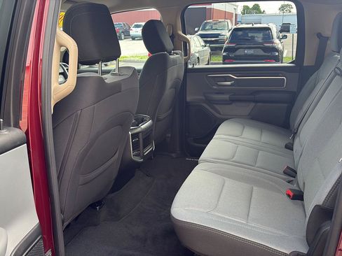 Used 2020 RAM 1500 Big Horn AWD/4WD image 36