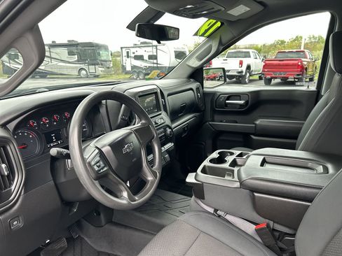 Used 2019 Chevrolet Silverado 1500 Custom Trail Boss AWD/4WD image 25