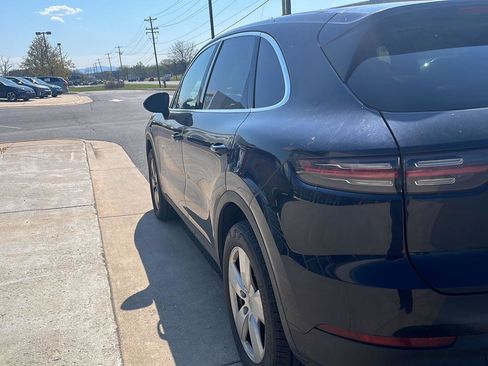 Used 2019 Porsche Cayenne image 6
