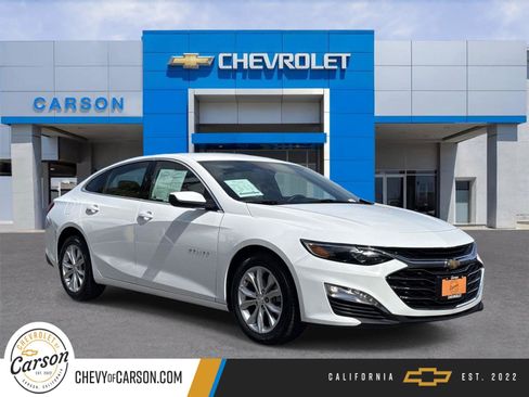 Used 2025 Chevrolet Malibu LT FWD image 1