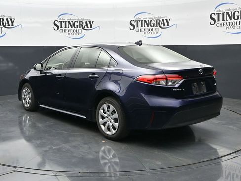 Used 2023 Toyota Corolla LE FWD image 5