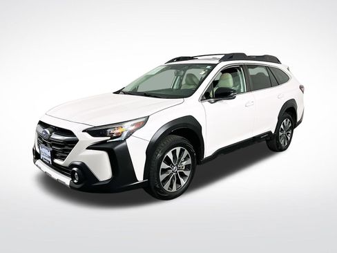 Used 2023 Subaru Outback Limited XT AWD/4WD image 4