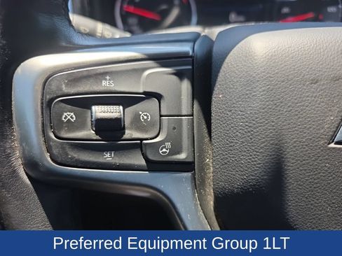 Used 2022 Chevrolet Silverado 1500 LT w/ Bed Protection Package RWD image 12