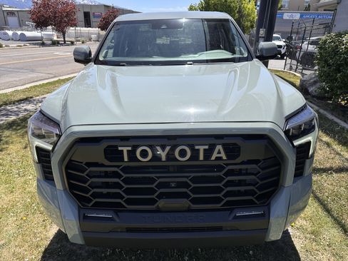 Used 2024 Toyota Tundra Limited AWD/4WD image 13