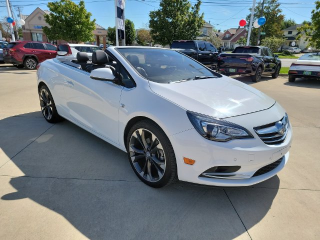 Certified 2018 Buick Cascada Premium FWD image 18