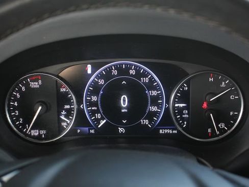 Used 2022 Buick Enclave Premium w/ LPO, Touring Package image 16