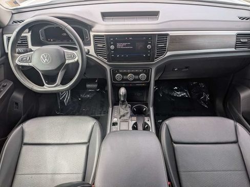 Used 2022 Volkswagen Atlas SE FWD image 16