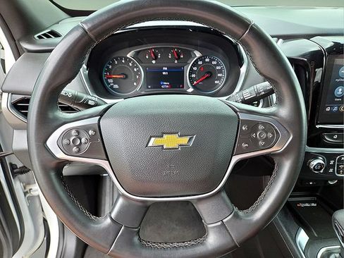 Used 2023 Chevrolet Traverse LT AWD/4WD image 24