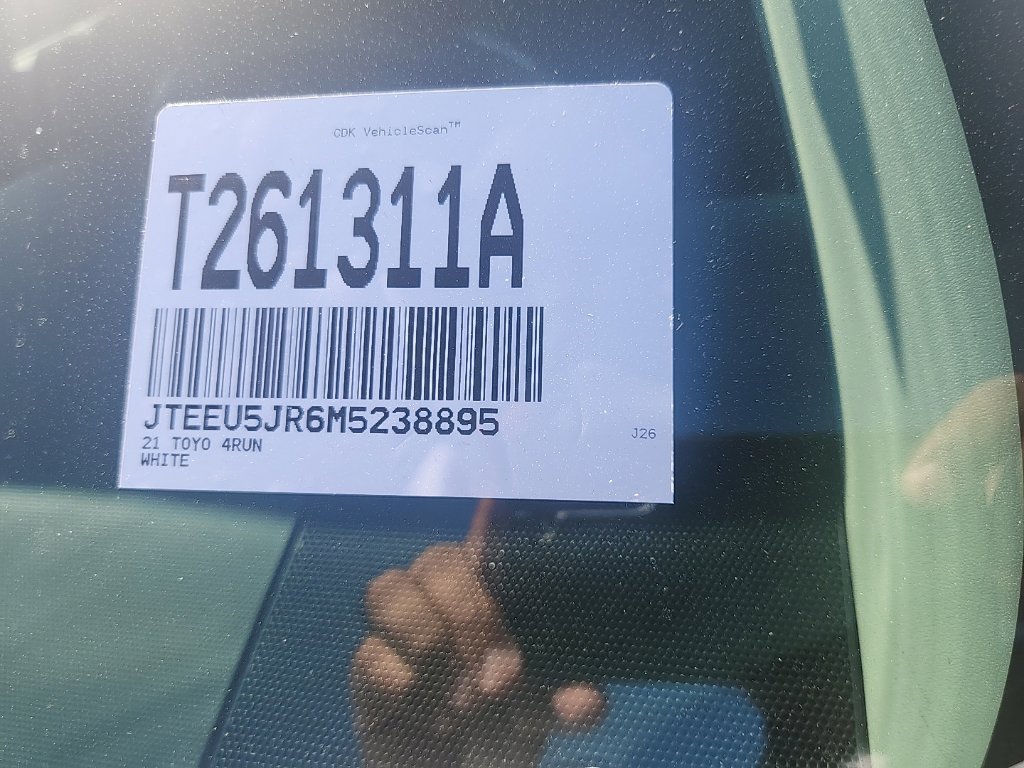 Used 2021 Toyota 4Runner SR5 RWD image 4