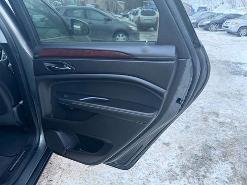 Used 2013 Cadillac SRX Luxury image 14