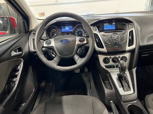 Used 2012 Ford Focus SE FWD image 8