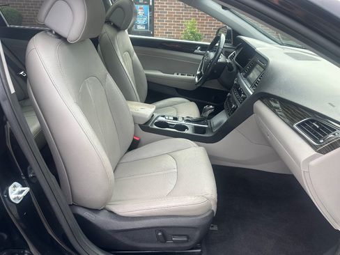 Used 2016 Hyundai Sonata Limited w/ Option Group 05 FWD image 23