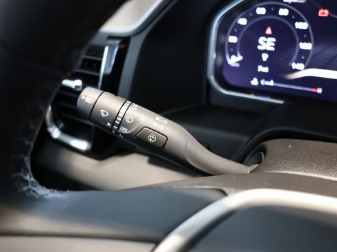 New 2026 GMC Sierra 3500 Denali w/ Denali Reserve Package image 18