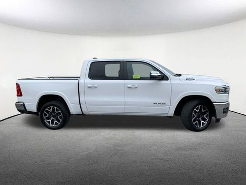 Used 2025 RAM 1500 Laramie image 15