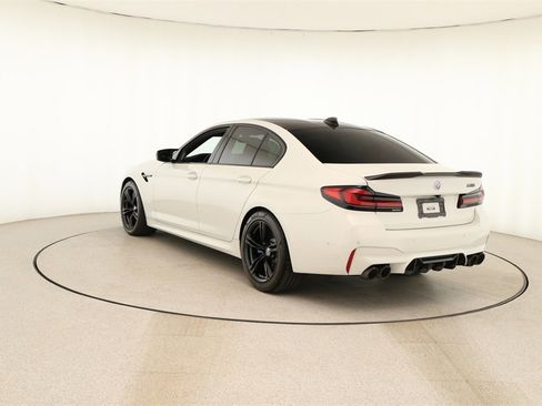 Used 2023 BMW M5 w/ Executive Package image 4