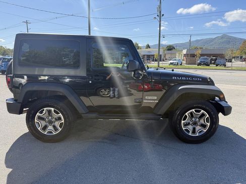 Used 2013 Jeep Wrangler Sport image 5