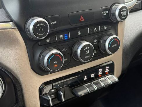Certified 2019 RAM 1500 Laramie AWD/4WD image 18