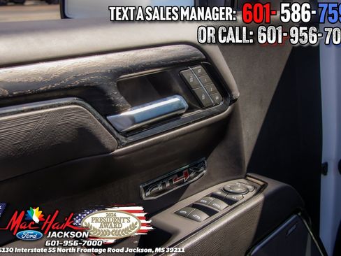 Used 2023 GMC Sierra 1500 AT4X image 15