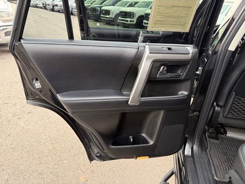 Used 2019 Toyota 4Runner Limited image 13