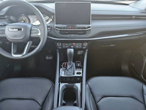 New 2025 Jeep Compass Limited w/ Sun & Sound Group image 12