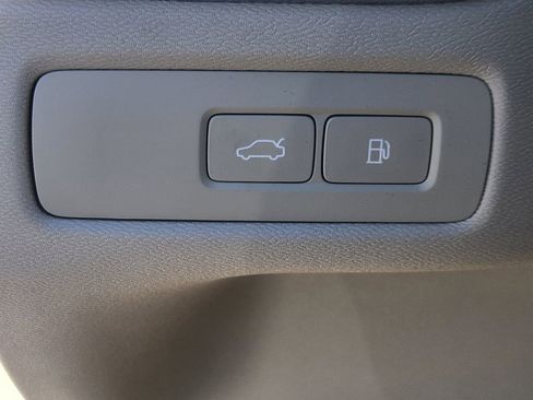 New 2026 Volvo XC60 T8 Ultra w/ Protection Package Premier image 11