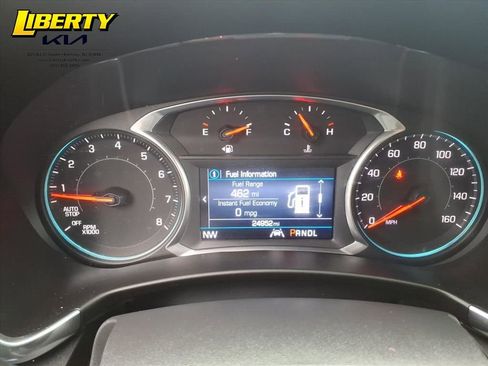 Used 2020 Chevrolet Equinox LT image 18