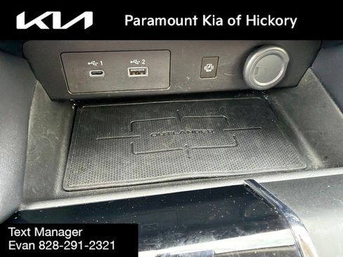 Used 2024 Mitsubishi Outlander SE Black Edition FWD image 27