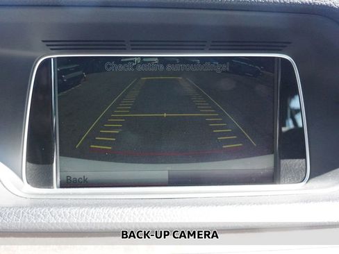 Used 2015 Mercedes-Benz E 350 4MATIC Sedan image 6