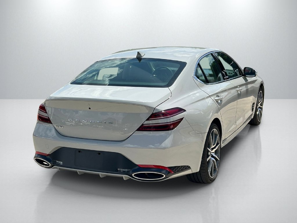 Used 2026 Genesis G70 2.5T RWD image 5