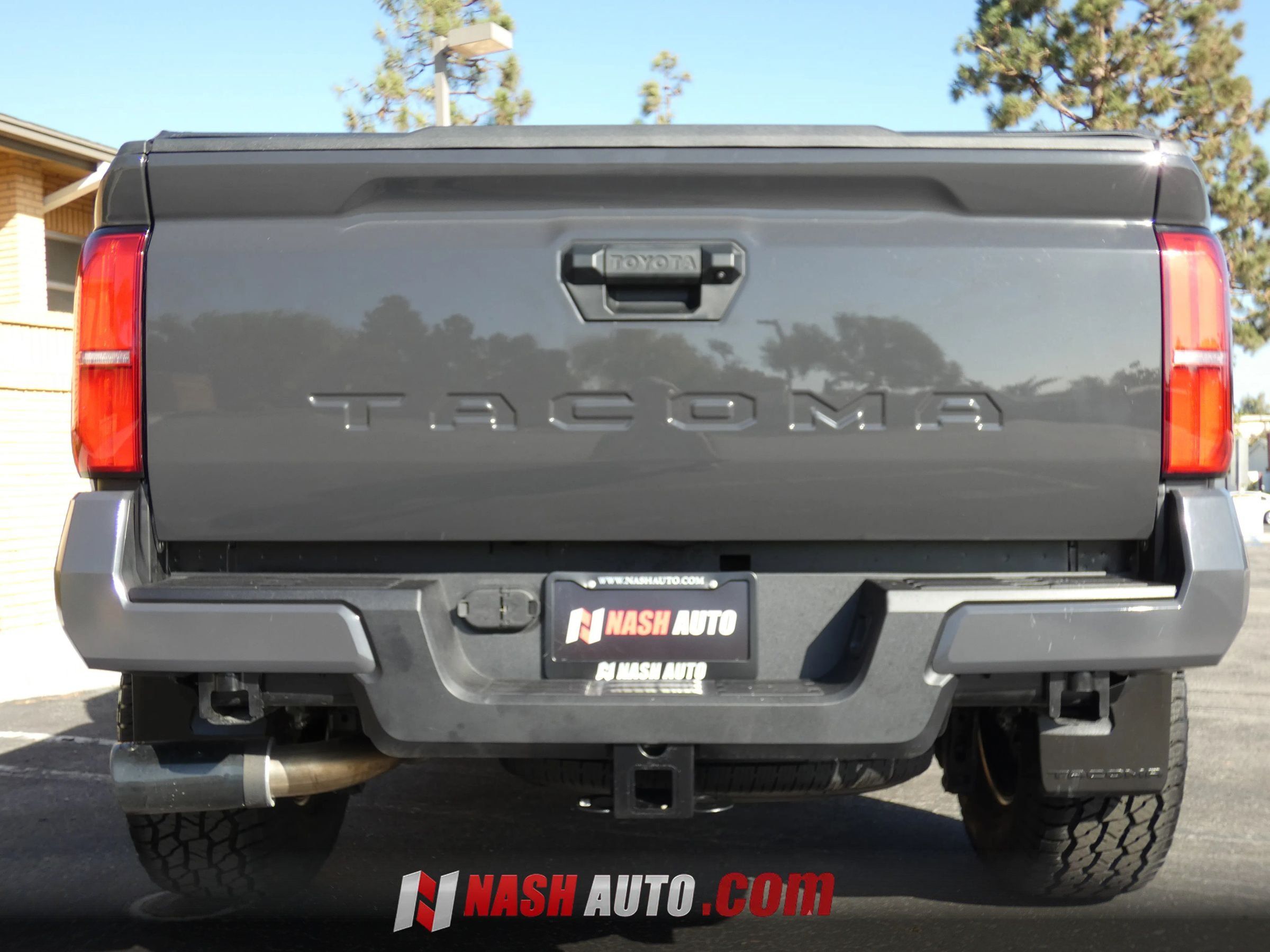 Used 2026 Toyota Tacoma SR5 RWD image 9