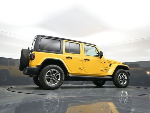 Used 2021 Jeep Wrangler Unlimited Sahara AWD/4WD image 29