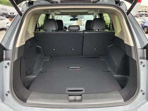 Certified 2025 Nissan Rogue SL w/ SL Premium Package AWD/4WD image 19