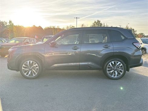 Certified 2025 Subaru Forester Touring w/ Touring Package image 6