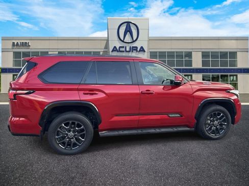 Used 2024 Toyota Sequoia Platinum AWD/4WD image 6