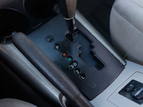 Used 2008 Toyota RAV4 Limited image 36