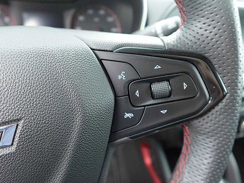 Used 2023 Chevrolet TrailBlazer RS AWD/4WD image 14