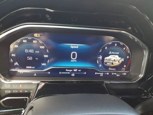 Used 2025 Chevrolet Silverado 1500 RST w/ Protection Package AWD/4WD image 15