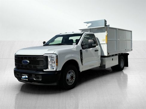New 2024 Ford F350 XL image 2