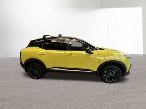 New 2026 Nissan Kicks SR w/ Cold Weather Package image 39