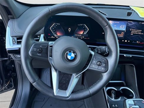 Used 2025 BMW X1 xDrive28i w/ Technology Package image 11