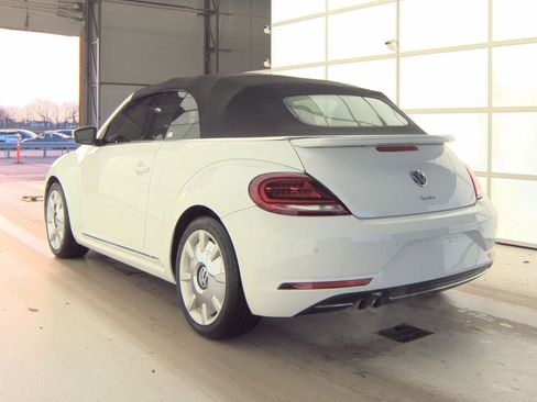 Used 2019 Volkswagen Beetle 2.0T SE w/ SE Premium Package FWD image 6