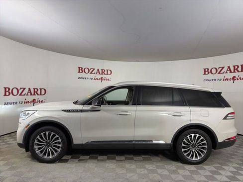 Certified 2022 Lincoln Aviator Reserve w/ Equipment Group 201A AWD/4WD image 5